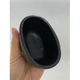 Oval Cast Iron Cauldron, Witches Cauldron, Great for Use with Charcoal Incense, Smudge Sage (Medium 4 Inches)