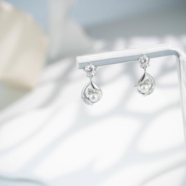 Free Bird Leaf Earrings, Popular, Free Leaves, Hypoallergenic Earrings, Birthstone, Zirconia, Jewelry, Swaying, Stylish Accessory, Birthday Day, Mother's Day Gift, Gift, Silver, Pearl