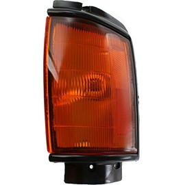 For 1984-1986 Toyota Pickup Park/Clearance Light Driver Side TO2520158 std; black For 81620-89143