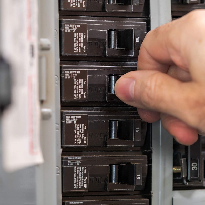RecPro RV Circuit Breaker 15-20 Amp Q1520 | Camper Breaker