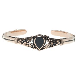 Windalf Women's Celtic Art Sharon Bangle Diameter 6.4 cm Bohemian Bracelet with Magic Feathers and Onyx High-Quality Bronze, Bronze, Onyx