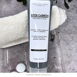 Nuestra Tierra Cosmetica Mascarilla Facial Dtox Carbon con Carbon Activado, Regaliz, Cebolla y Sauce Blanco, 100ml, Desintoxicante y Purificante      