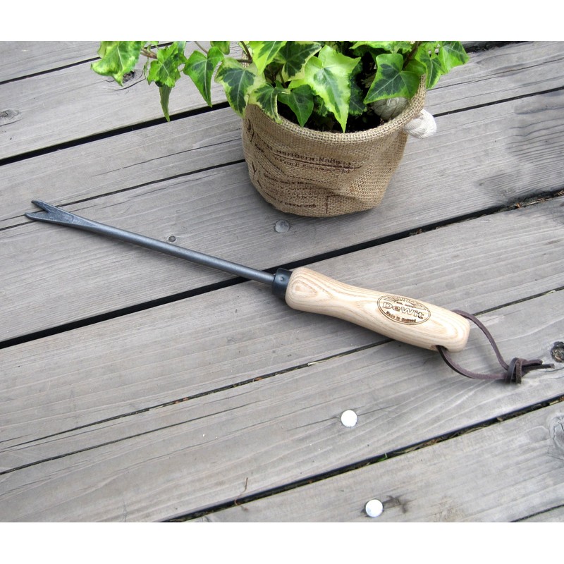 Tierra Garden Dewit Dandelion Weeder