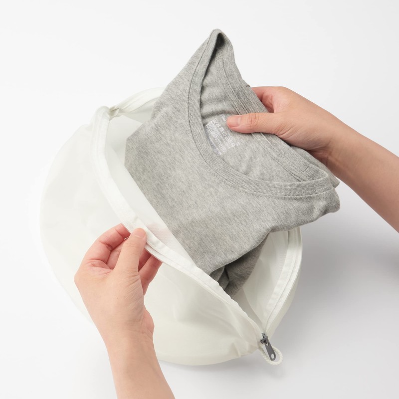 MUJI 44593561 Polyester Double-Sided Washing Net, Round/Small/Approx. 14.4 x 9.8