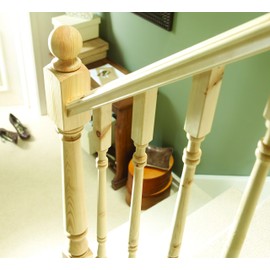 Universal HANDRAIL to Newel Post Fixing KIT (1x Oak Cover Button, 1x Fixing Bolt 85mm Long, 1x Cover Button, 1x Washer, 1x Fixing Plate, 4X Fixing Screws 40mm)