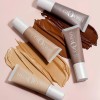 Hudabeauty Fondo Vegano Glowish Multidew 10 Deep Tan Makeup