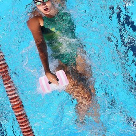 LIOOBO Water Exercise Dumbbells - Aquatic Exercise Dumbell Pair, Foam Pool Weights Dumbbells, Water Fitness Barbells Equipment Pink