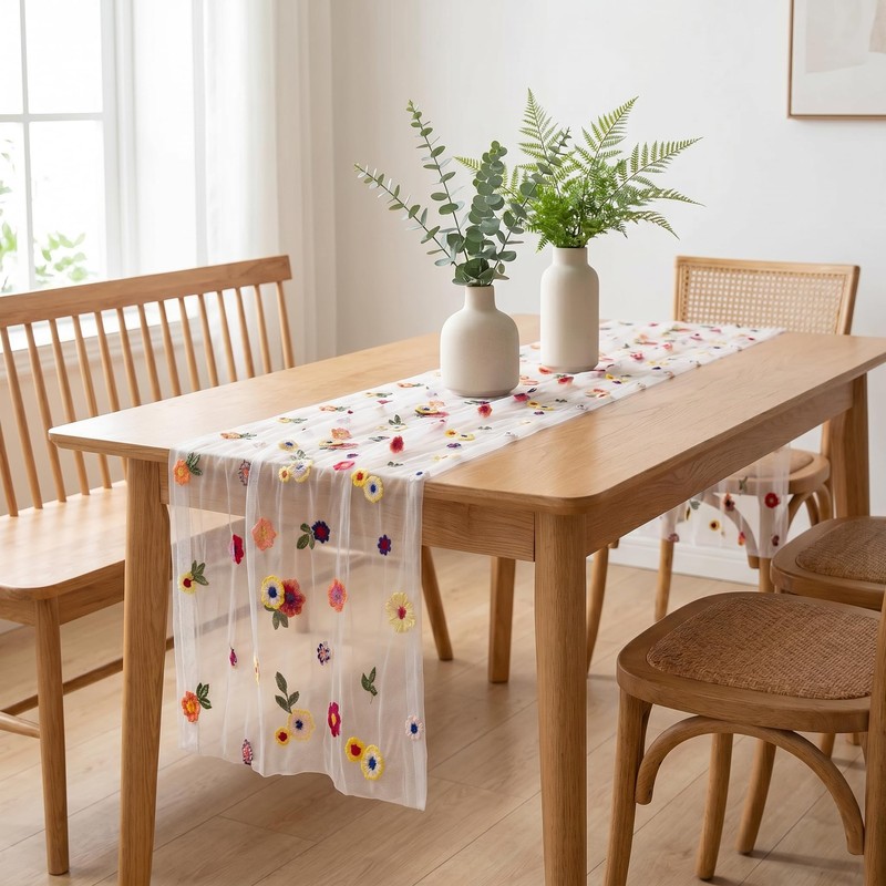 QIANSSE Floral Table Runner Spring Pink Table Decor