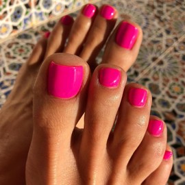 Kikmoya Hot Pink Press on Toenails Short Square Fake Toenail Artificial Summer Glossy Acrylic Stick on Beach False Toes Nail for Women in 15 Size - 30pcs Toe Nails Kit