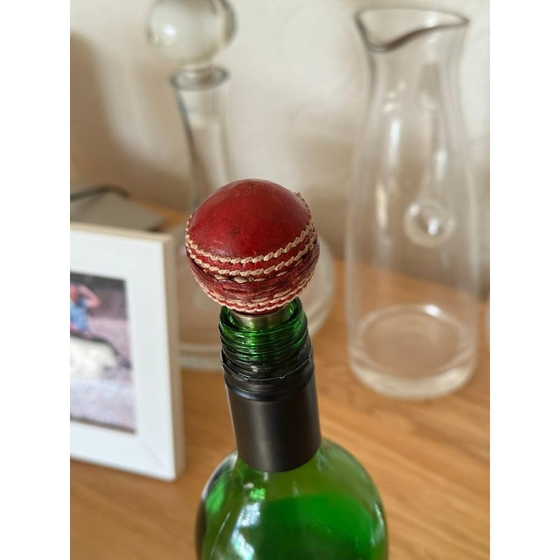 CRICKET-GIFTS - Real Leather Mini Cricket Ball Wine Stopper |
