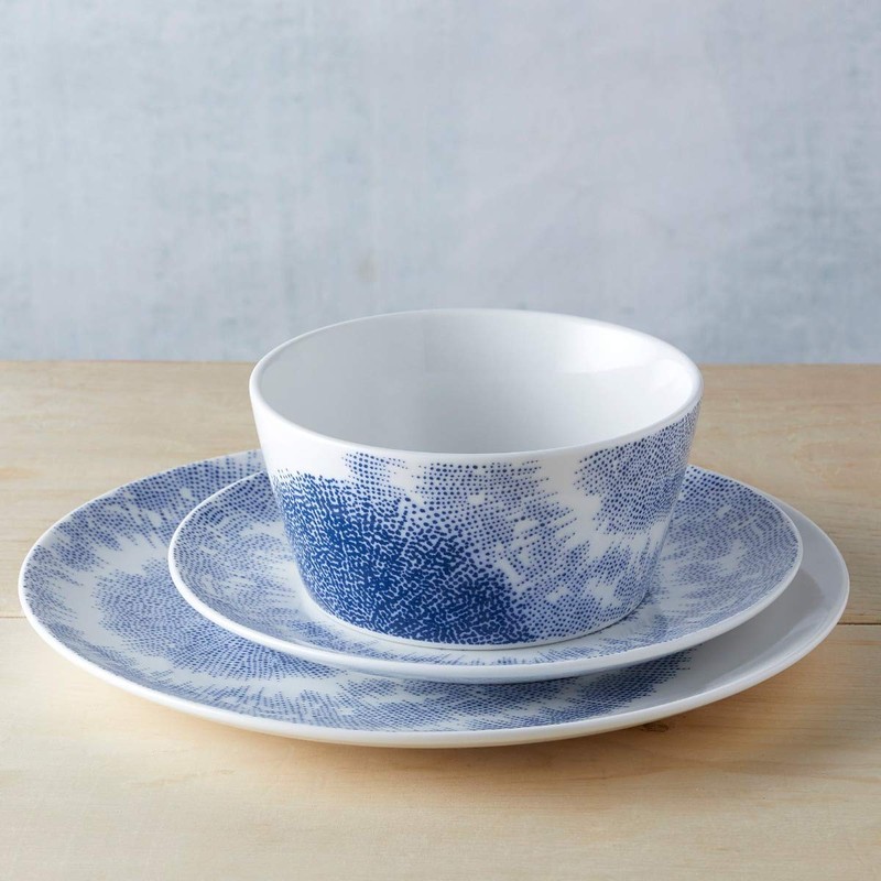 Noritake Aozora 4-Piece Place Dinnerware Setting in Blue/White