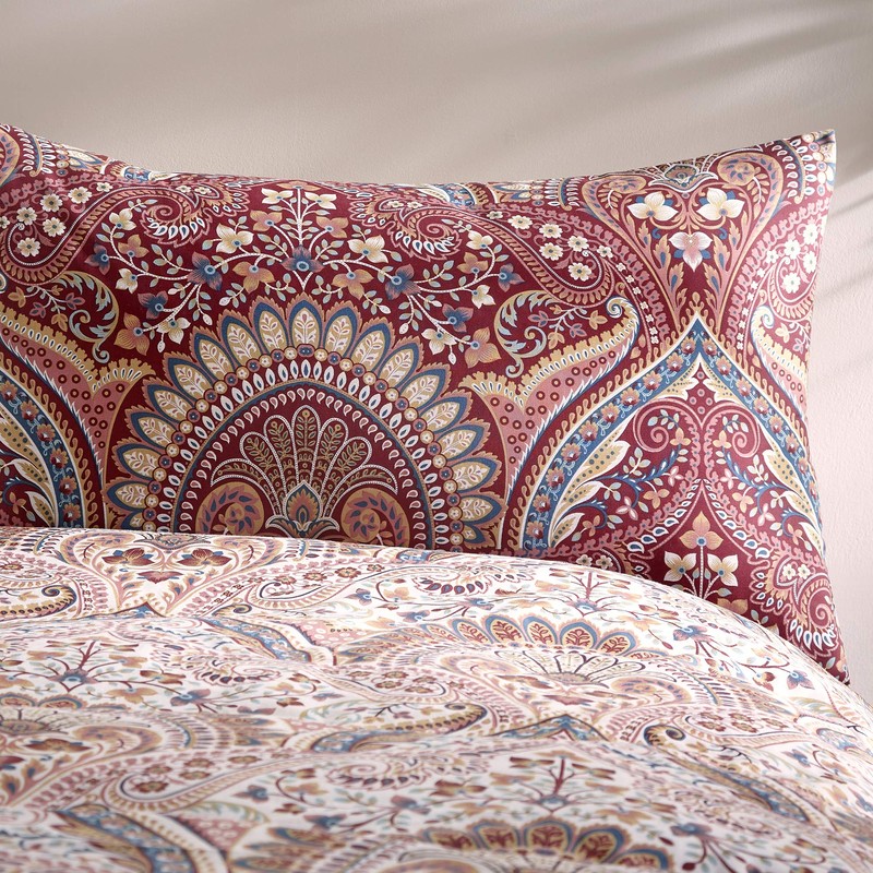 Dreams & Drapes - Maroon Jacobean Duvet Cover - Single