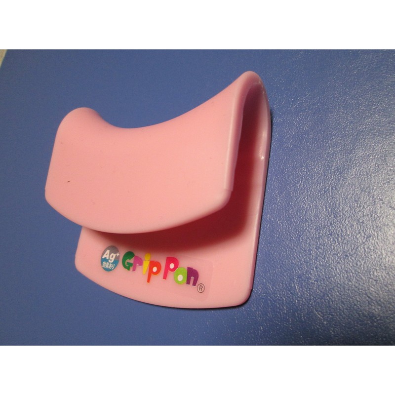 つり革用携帯グリップ「GripPon（グリッポン）」ピンク