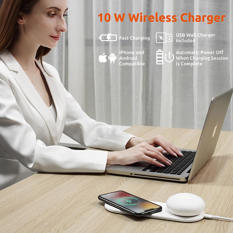 Link2Home Fast 10W Wireless Charging Station with Portable Rechargeable Light,