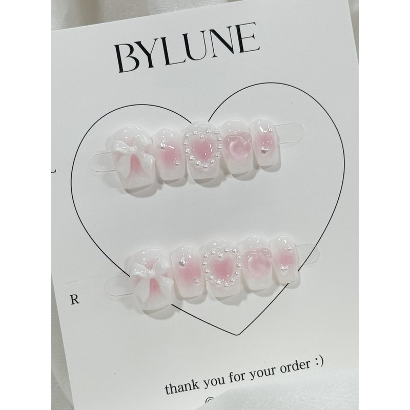 Mongle Cheek Handmade Nail Tips Nail Tips - Short Almond