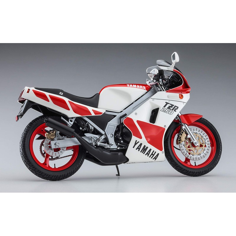 Hasegawa BK11 1/12 Motorcycle Series Yamaha TZR250 (1KT) Plastic Model