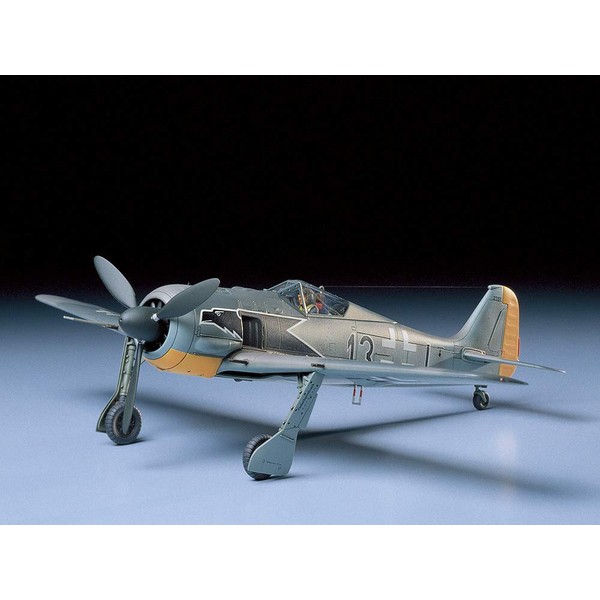 Tamiya 61037 Focke Wulf Fw190A-3 Model Kit