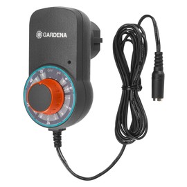 Gardena NatureUp! Erweiterungsset Bewässerung Wasserbehälter: Bewässerung ohne Wasseranschluss, Erweiterung zu Bewässerungsset Vertikal und Ecke, Transformator und Niederspannungspumpe (13158-20)