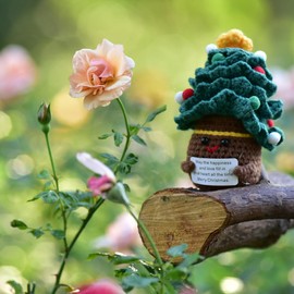 qyqkfly Mini Funny Positive Life Potato Creative Knitted Crochet Christmas Tree Animals Holding Card Birthday Handmade Tree Party Decor(Christmas B 1 pcs)