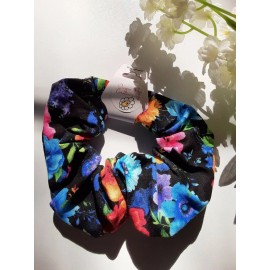 The Country Thread Handmade Women's Multicolor Flower Print Scrunchie Brand New