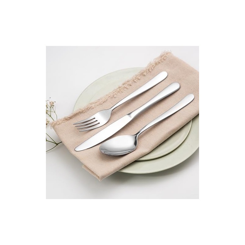 8 Dinner Forks Medium Style