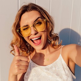 MUSTHAVE Collar chapado en oro de 18 quilates con tarjeta de mensaje, color amarillo y blanco, cadena de ancla, el mejor regalo collar, tamaño 40,6 cm + 5,08 cm, colgante de hoja de Monstera, tarjeta de regalo