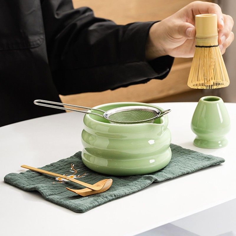 Set of 7 Matcha Tea Set with Whisk and Bowl