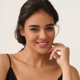 KINHOPI Initial Necklaces for Women, 14k Gold Plated Dainty Letter Necklace for Women Trendy,S necklace