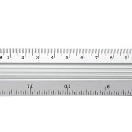Regla Metálica Resistente, 30 cm, Plateada