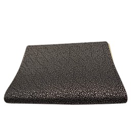 Hosoncovy PU Leather Placemats Set of 4,Heat Resistant Placemats Table Mats Rectangular Placemats and Coasters with 3D Relief Pattern (Black and Silver)