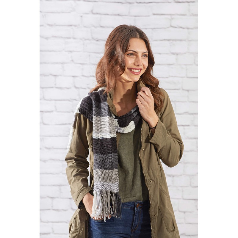 RED HEART Super Saver Yarn, Mistletoe Print