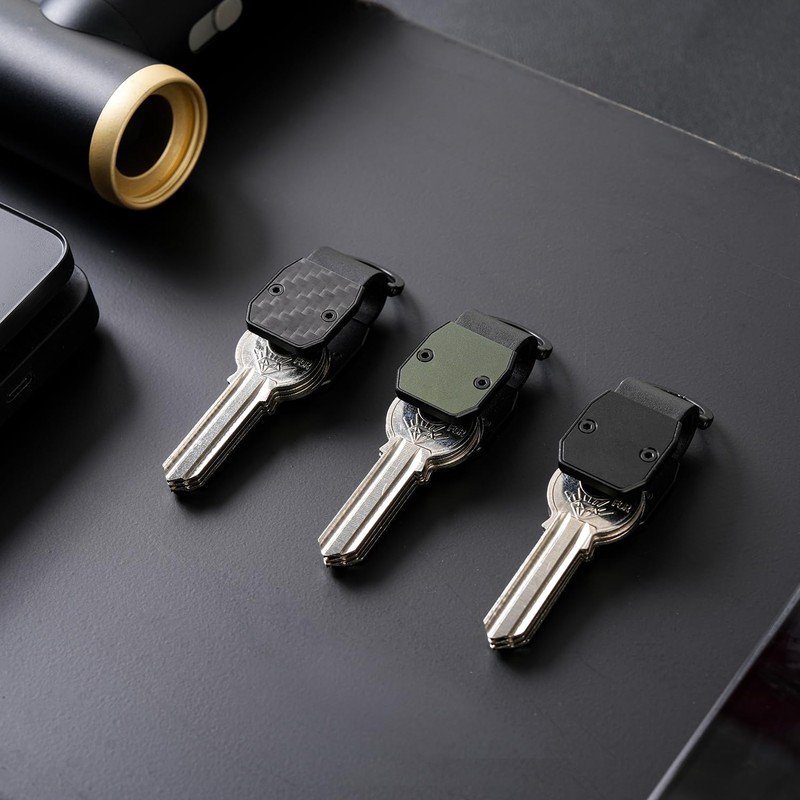 CAXGEK Compact Aluminum Key Organizer, Mini Key Holder Key Case,