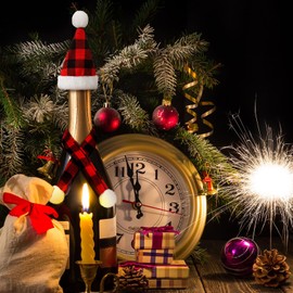 Bencailor Mini Christmas Wine Bottle Cover Christmas Santa Hats and Scarfs Small Wine Bottle Costume for Xmas Ornaments Party(Red, Black, Green, White,36 Pcs)