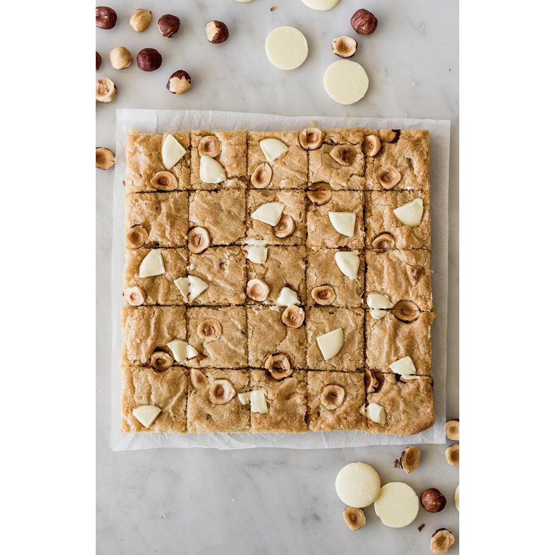 MGE - Square Baking Mould - Non Stick Baking Trays