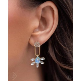 Paparazzi Jewelry Accessories - Heirloom Headline - Gold Earrings - NEW!!!