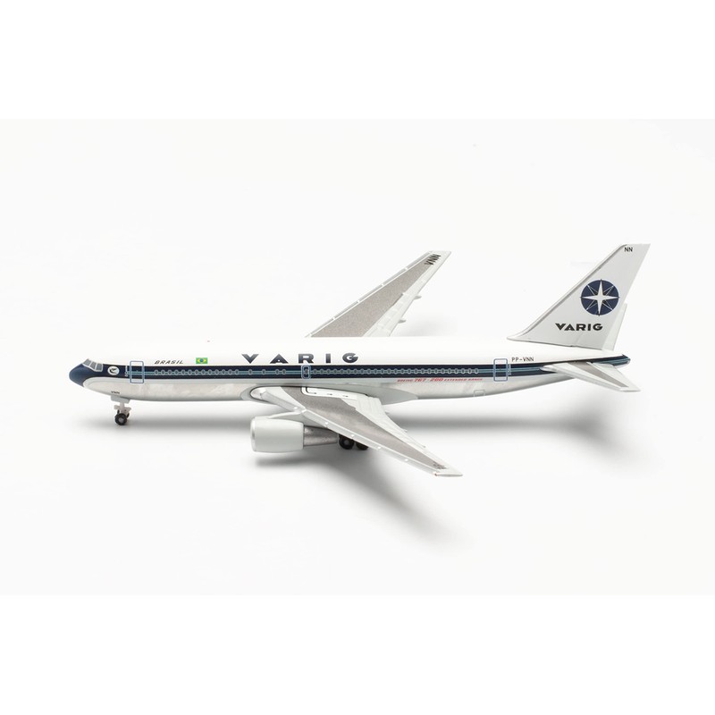 herpa 536448 Varig Boeing 767-200 Model Aircraft - PP-VNN, Scale