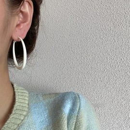 White Hoop Earrings for Women Exaggerated Hoops Earring 80s 90s Statement Hoop Earrings Large Round Loop Earring 80s 90s Neon Jewelry for Women Accessories (HoopWhite)