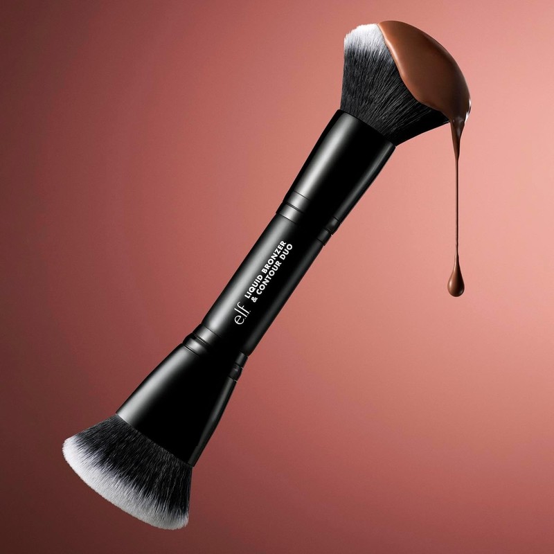 e.l.f. Cosmetics Camo Liquid Bronzer & Contour Duo Brush Brocha