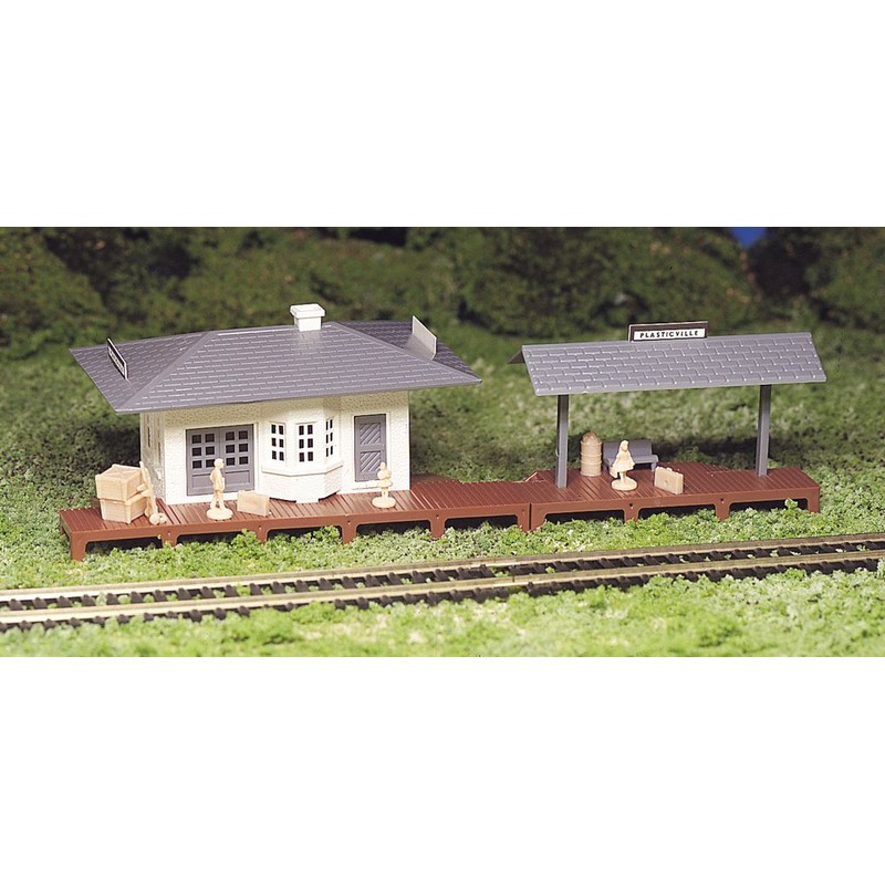 Bachmann Trains Suburban Station , Blue