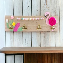 MIJOMA Memo Board: Photo and Note Holder Made of Wood with Flamingo Motif, Mini Pin Board with 4 Photo Clips and Cute Pom Poms, Perfect as a Stylish Wall Decor - Approx. 35 x 9.5 x 3.5 cm