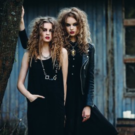 UMBRELLALABORATORY Gothic Lolita dress accessories Pirate Sugar Skull necklace goth jewelry Day of the dead pendant charm skeleton