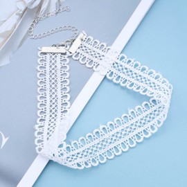 Inateannal Boho White Lace Choker Necklaces Wide Hollow Lace Necklace Choker Plain Lace Chain Necklace Short Lace Clavicle Necklaces Vintage Necklace Chain Jewelry for Women and Girls
