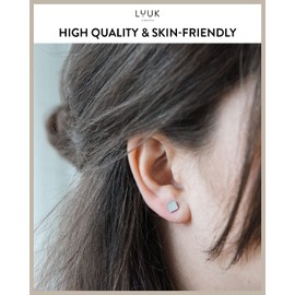 LUUK LIFESTYLE Earrings in square design with case, fashion jewellery for women and girls, geometric pattern, chic and discreet look, stainless steel jewellery, gift box, elegant and chic look, Silver