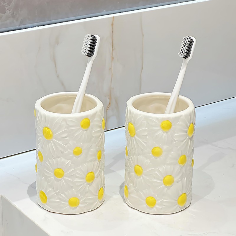 Gaolinci 2 Pcs Ceramic Mouthwash Cup, Daisy Embossed Toothbrush Holder,