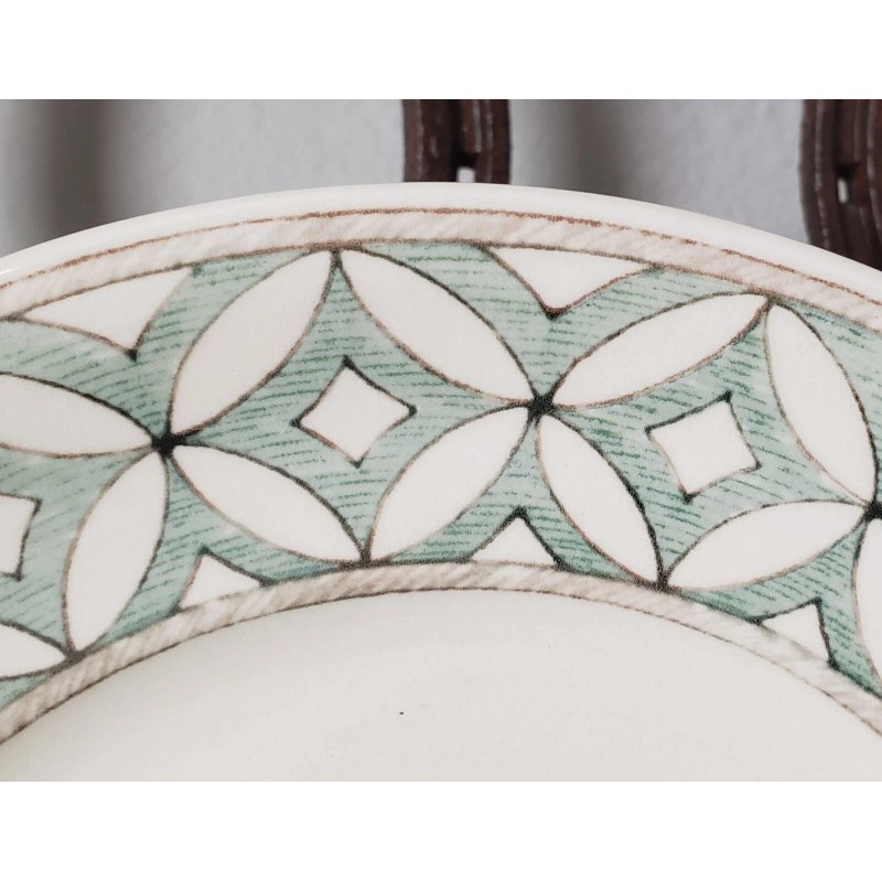 Villeroy And Boch SWITCH COFFEE HOUSE LONDON Salad Plate BRAND