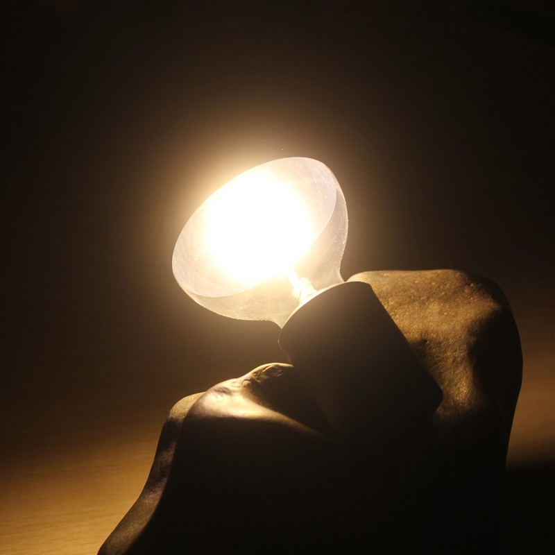 KarlunKoy Half Gold Light Bulb,8W (80W Equivalent) Dimmable LED Edison