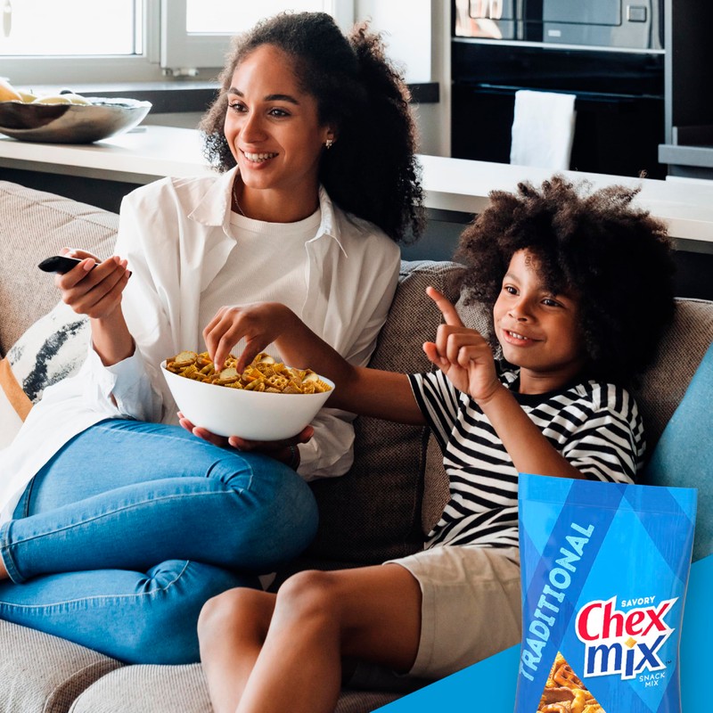 Chex Mix Traditional Flavor Snack Mix, 1.75-Ounce Single Serve Bags