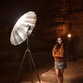 Westcott Twist Lock Mount Grid and Gel Pack for FJ80 - Includes 30-Degree Honeycomb Grid and (2) CTO, CTB, Window Green, Diffusion & Clip