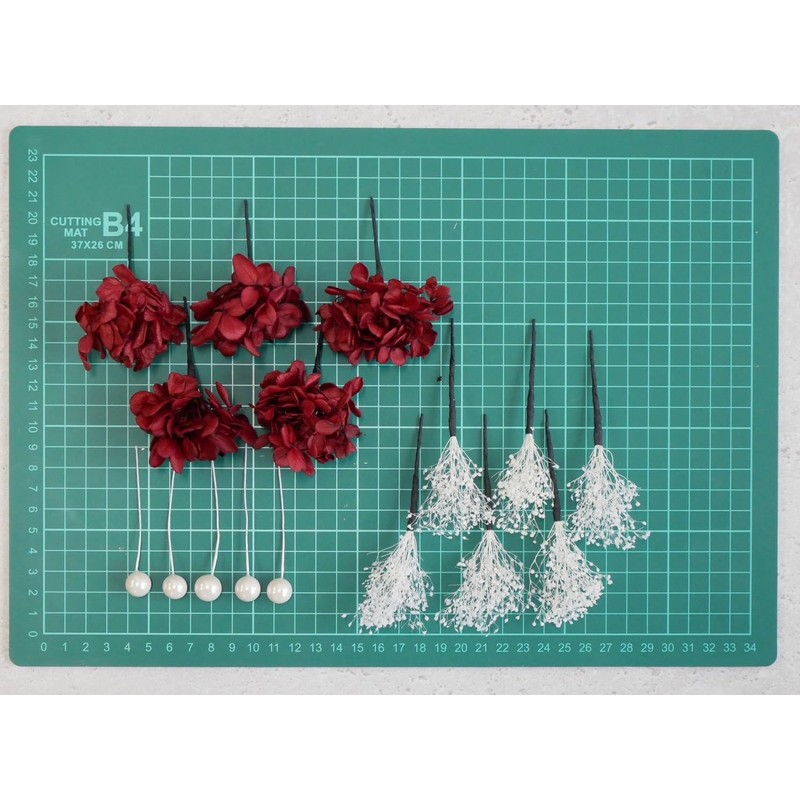 Lomeri Romeli Hair Ornaments with Kasumi Grass, Hydrangea and Pearls