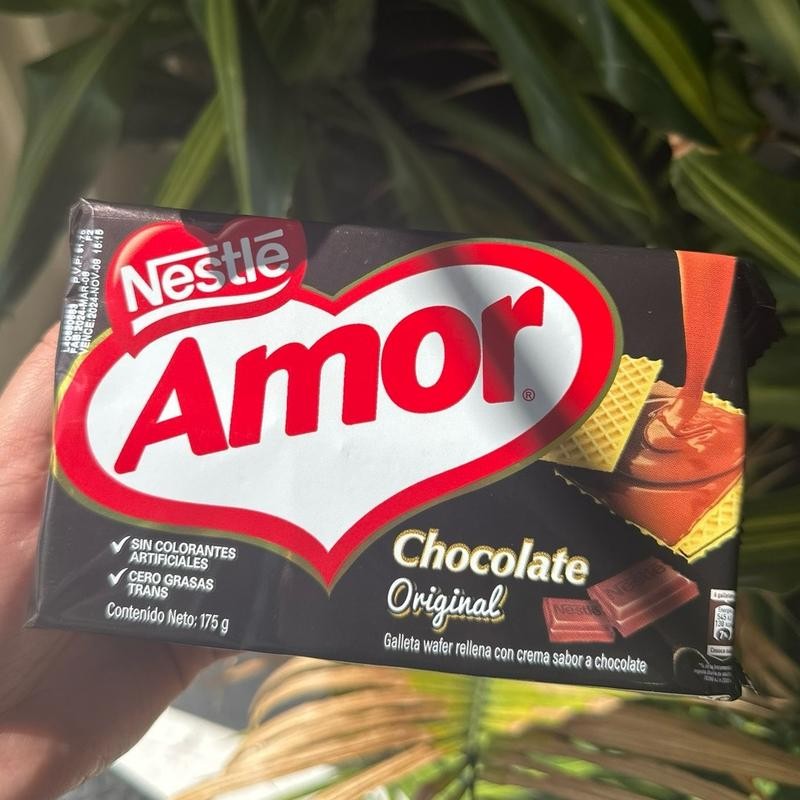 Nestlé Amor-Walfer Biscuits - Variety of Flavors - Strawberry -